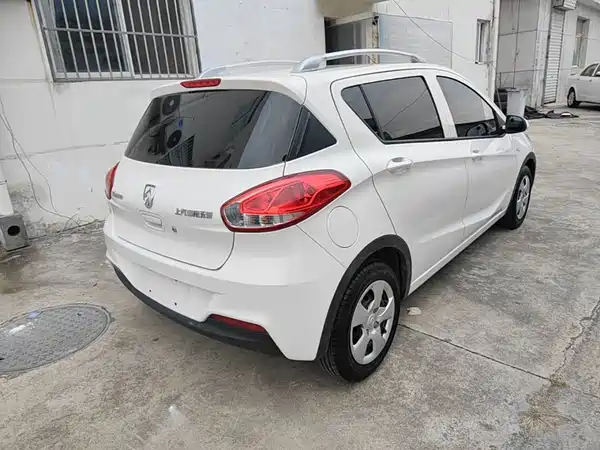 Baojun 310 2020