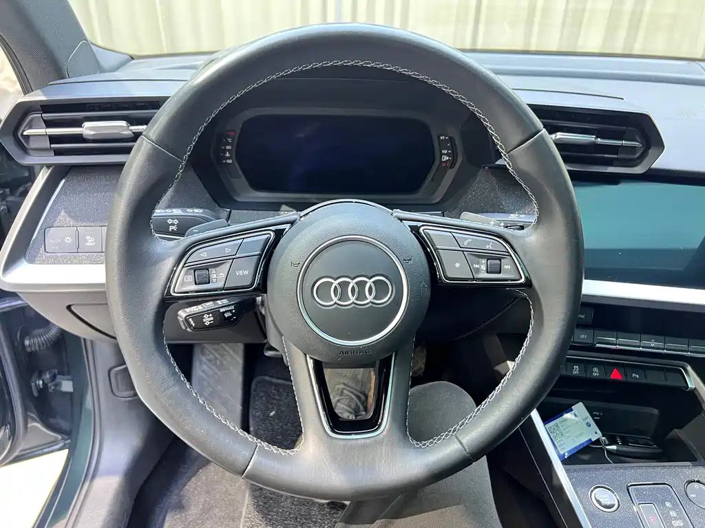 Audi A3 2023 — фото 14