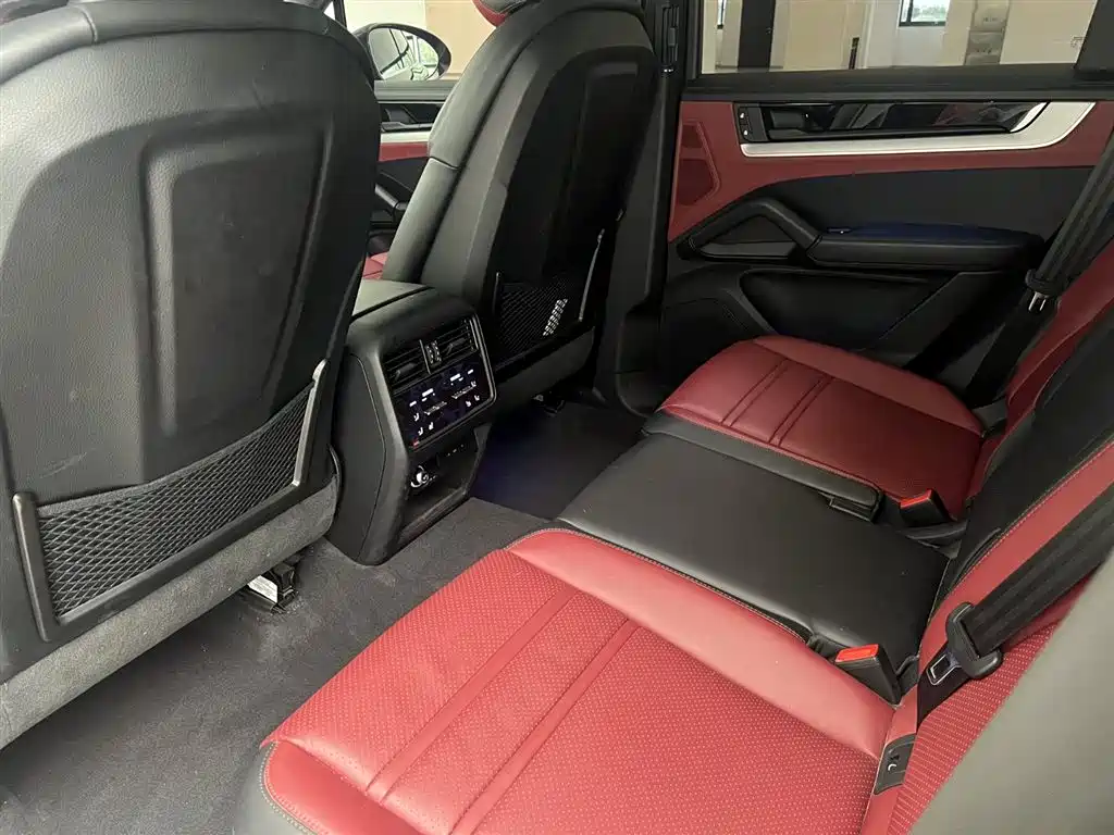 Porsche Cayenne 2025 — фото 15