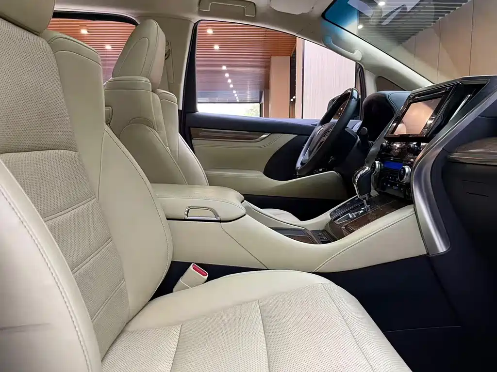Toyota Alphard 2016 — фото 6
