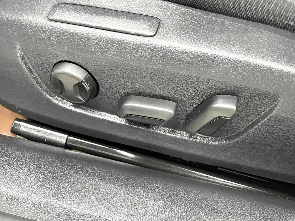 Skoda Speedy 2023 — фото 18