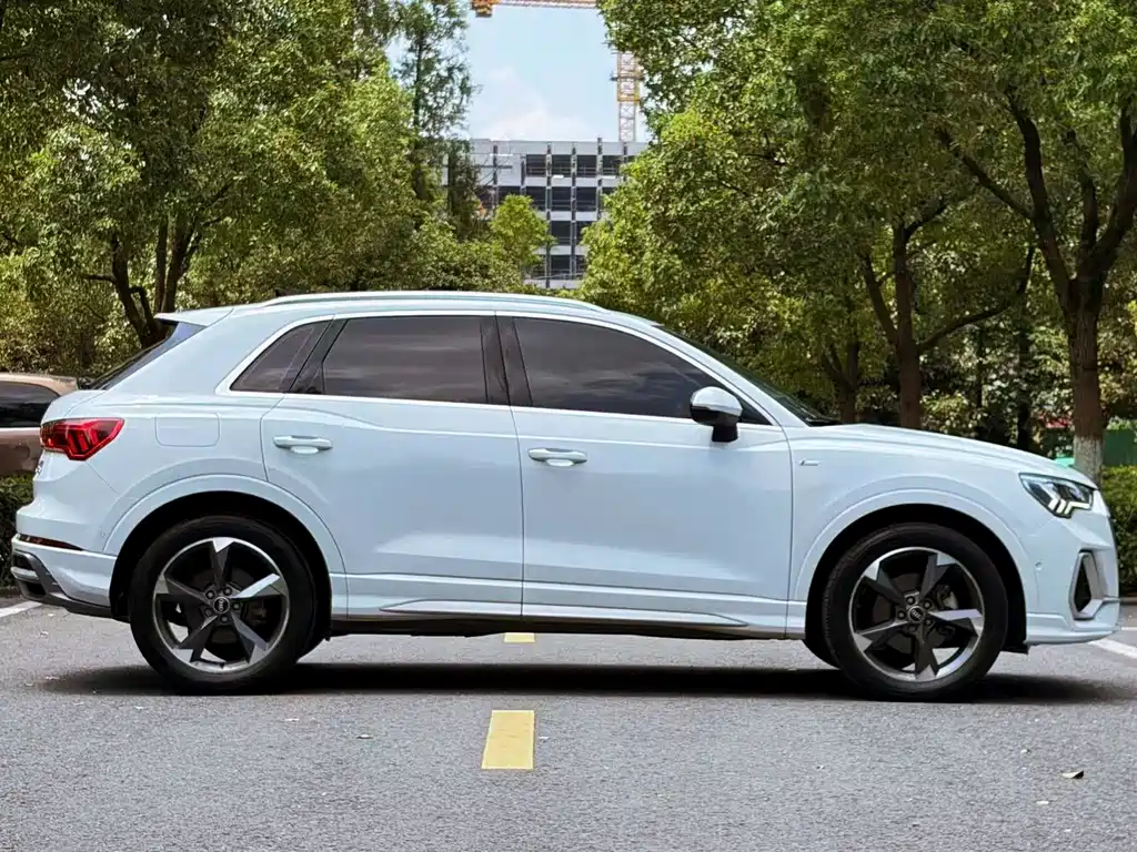 Audi Q3 2022