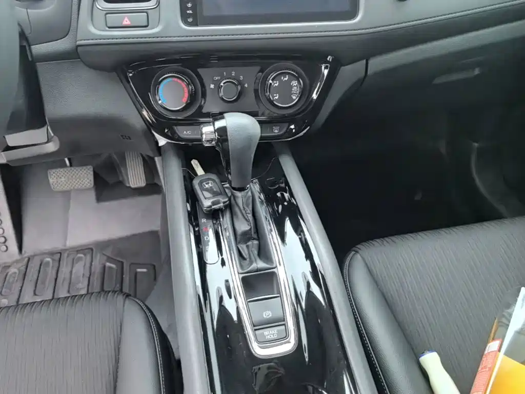 Honda Vezel 2021 — фото 14
