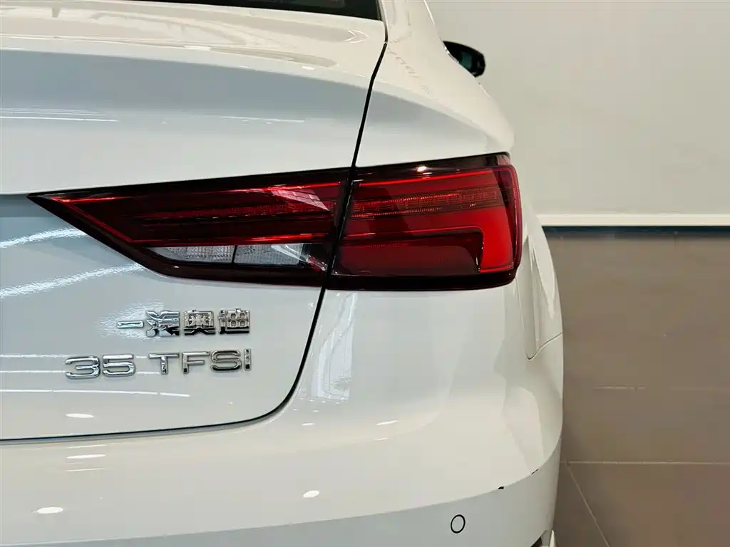 Audi A3 2019 — фото 15