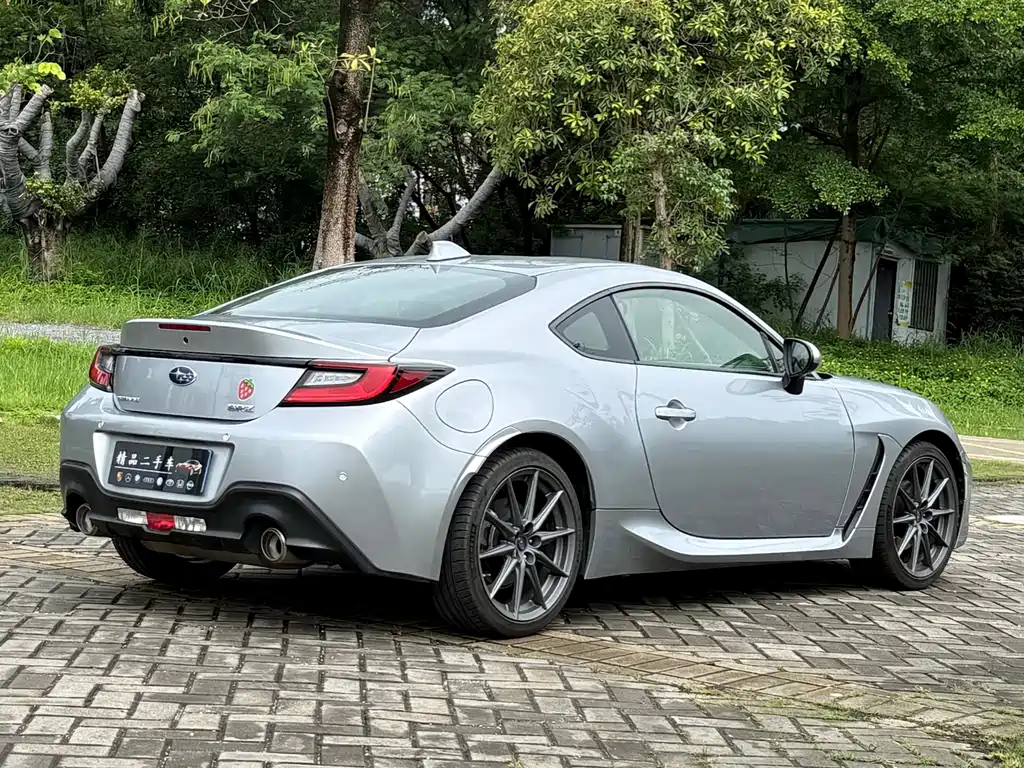 Subaru BRZ 2023 — фото 13