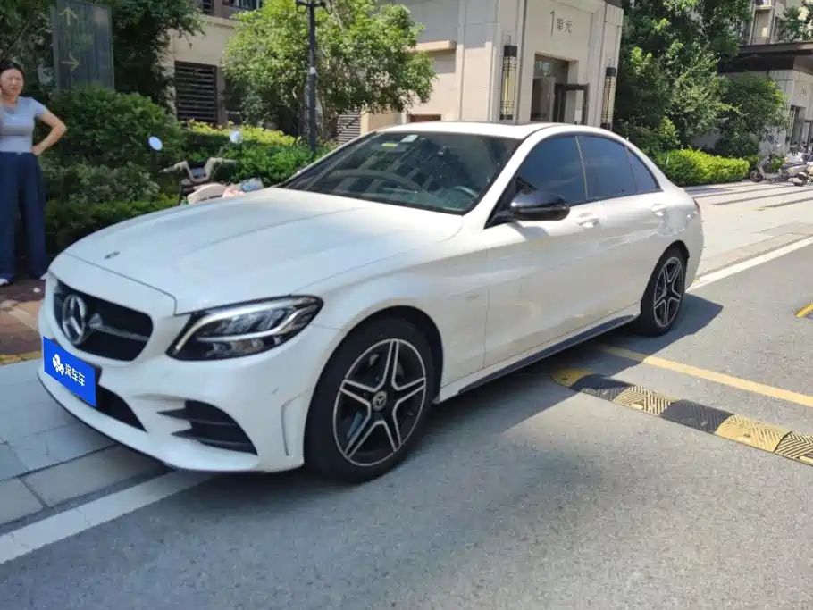 Mercedes-Benz C-Class 2021