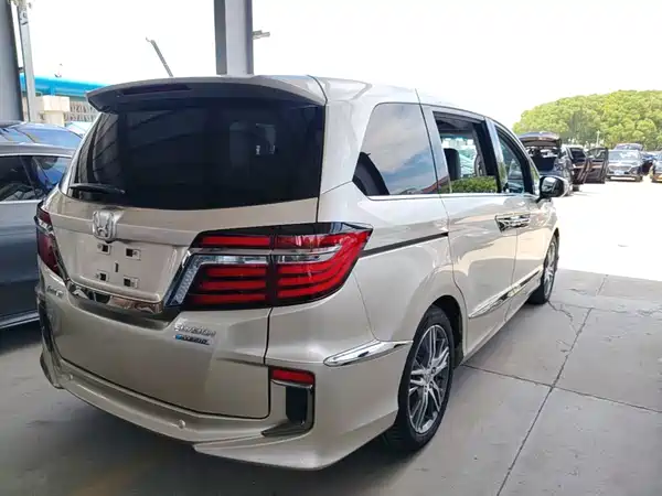 Honda Elysion 2021