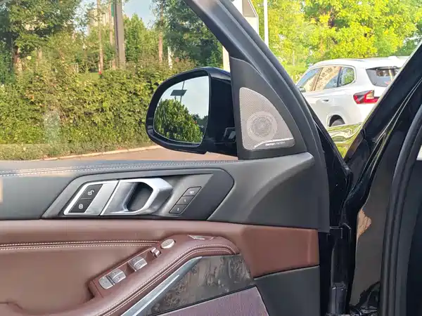 BMW X5 2025