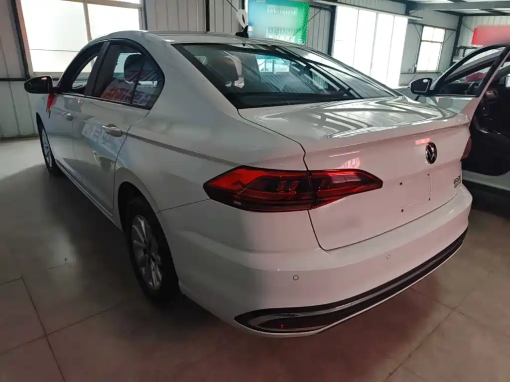 Volkswagen Bora 2024