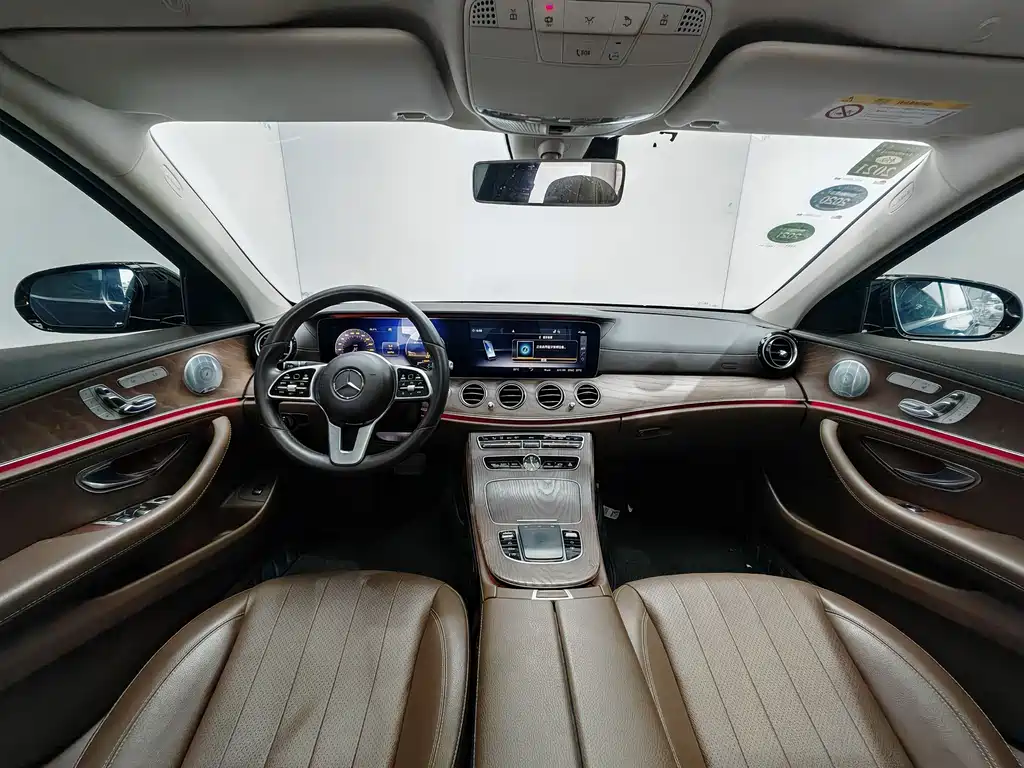 Mercedes-Benz E-Class 2019 — фото 10