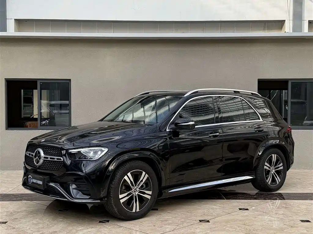 Mercedes-Benz GLE New Energy 2024 — фото 1