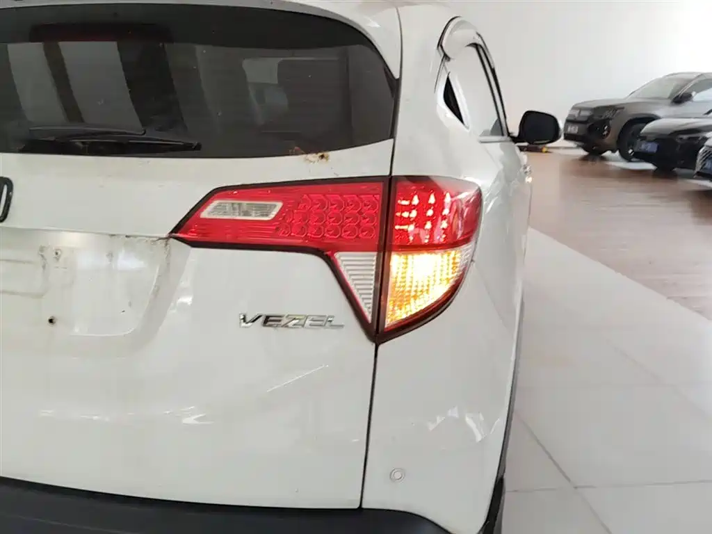 Honda Vezel 2021 — фото 8