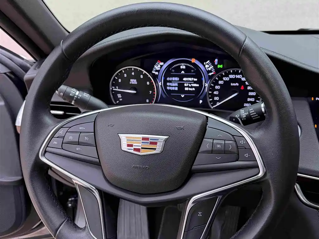 Cadillac CT6 2023 — фото 11