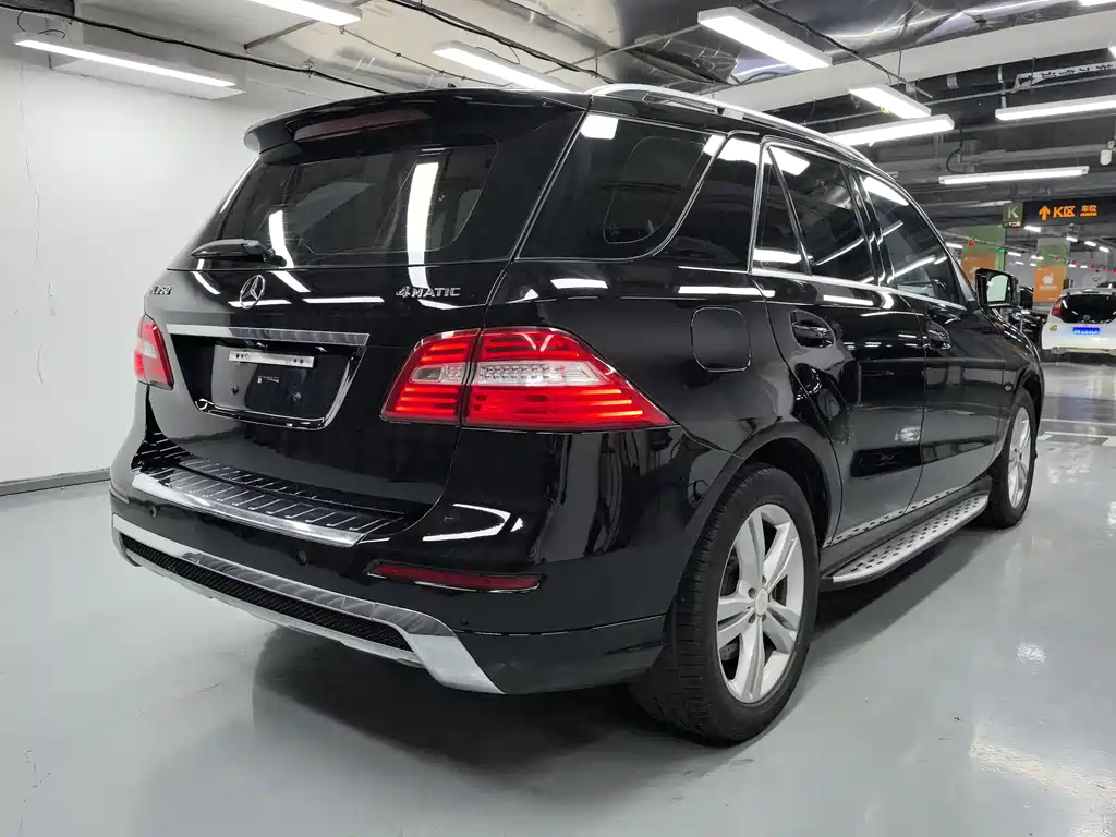 Mercedes-Benz M-Class 2012 — фото 16