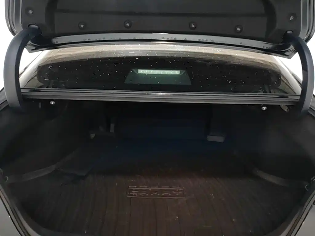 Toyota Camry 2023 — фото 15