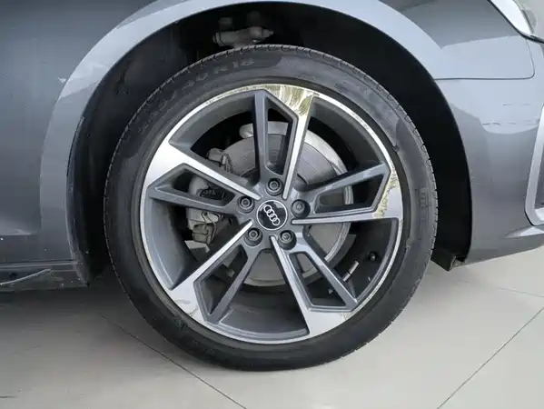 Audi A4L 2022
