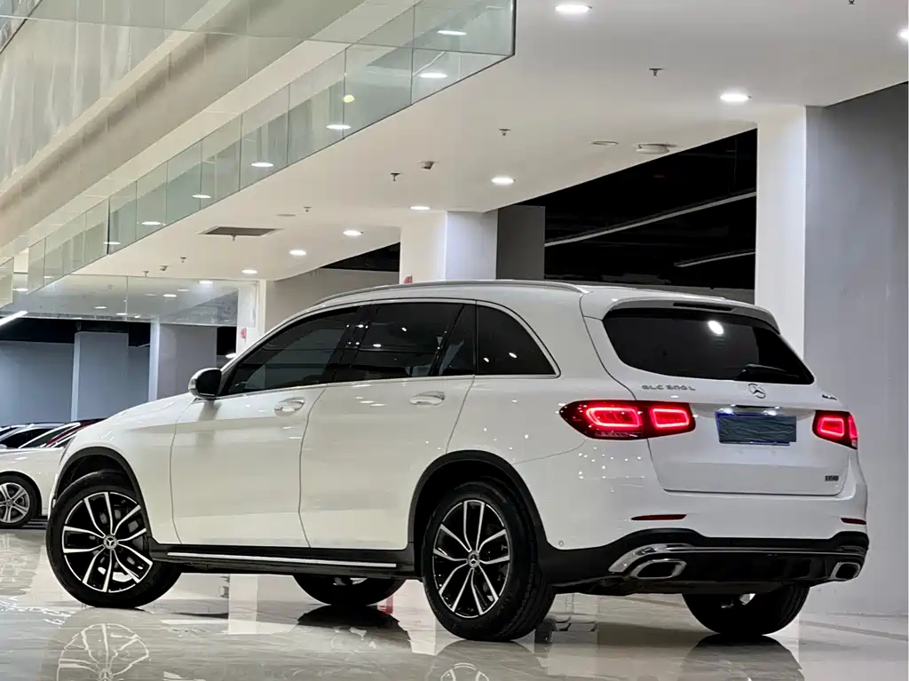 Mercedes-Benz GLC 2021 — фото 4