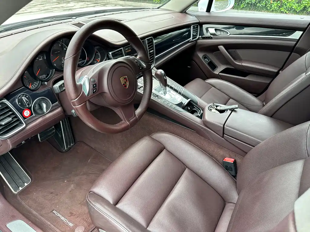 Porsche Panamera 2016 — фото 9