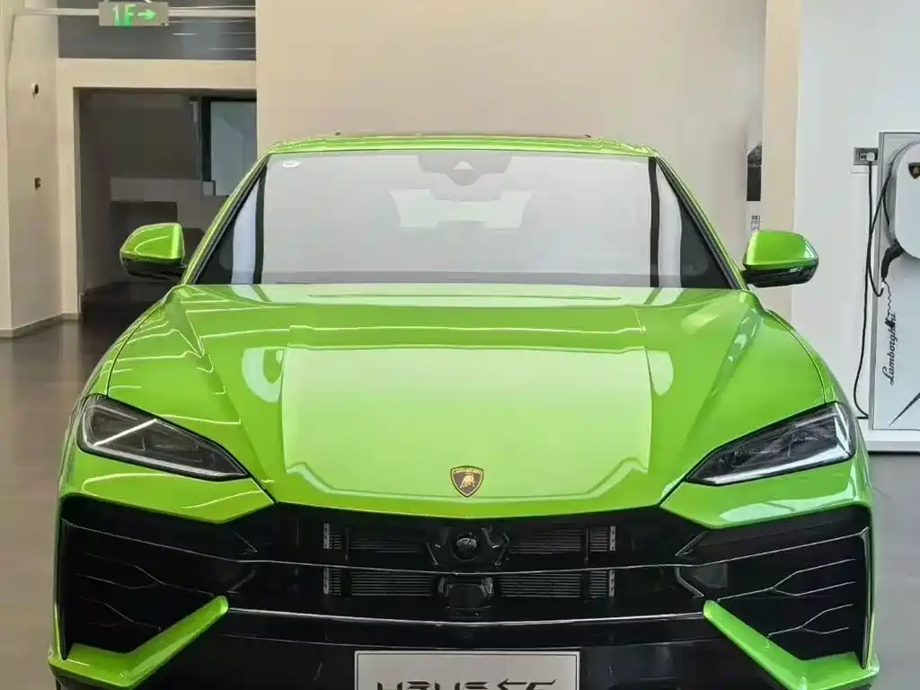 Lamborghini Urus SE — фото 8