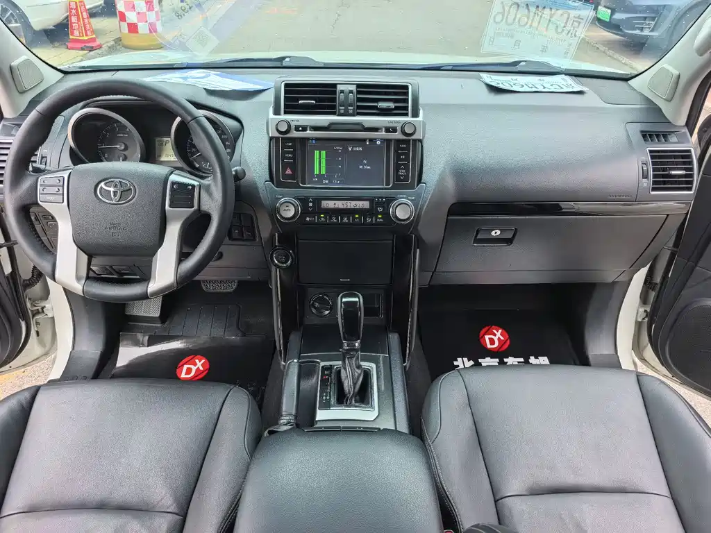 Toyota Prado 2017 — фото 11