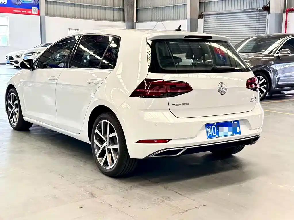 Volkswagen Golf 2020