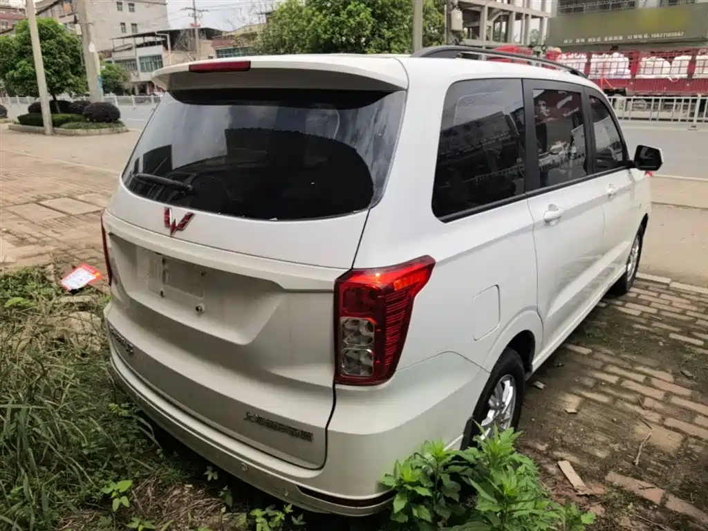 Wuling Hongguang 2019 — фото 7