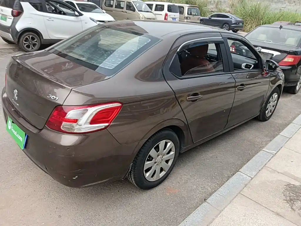 Peugeot 301 2016