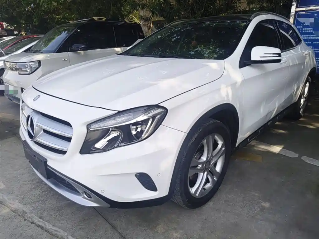 Mercedes-Benz GLA 2015 — фото 2