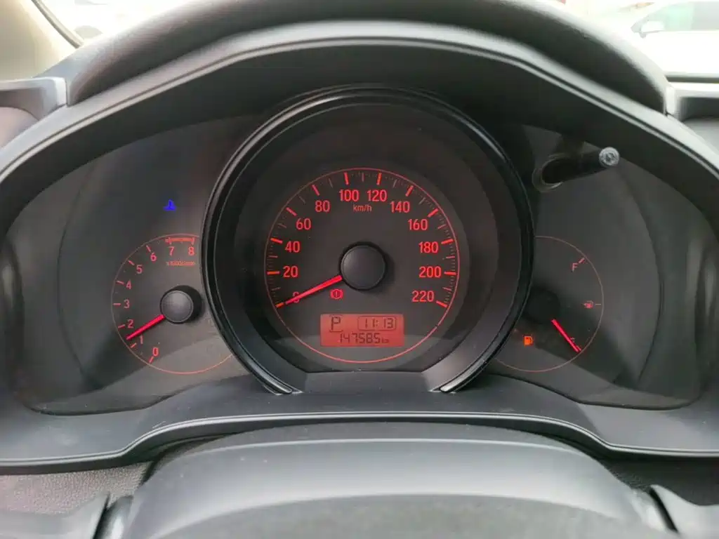 Honda Fit 2015 — фото 12
