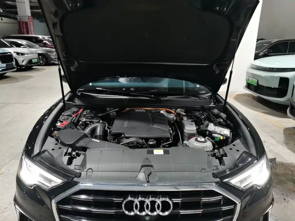 Audi A6L New Energy 2022 — фото 20
