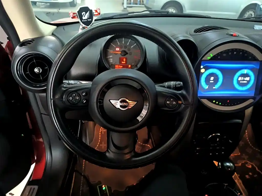 MINI Countryman 2015 — фото 11