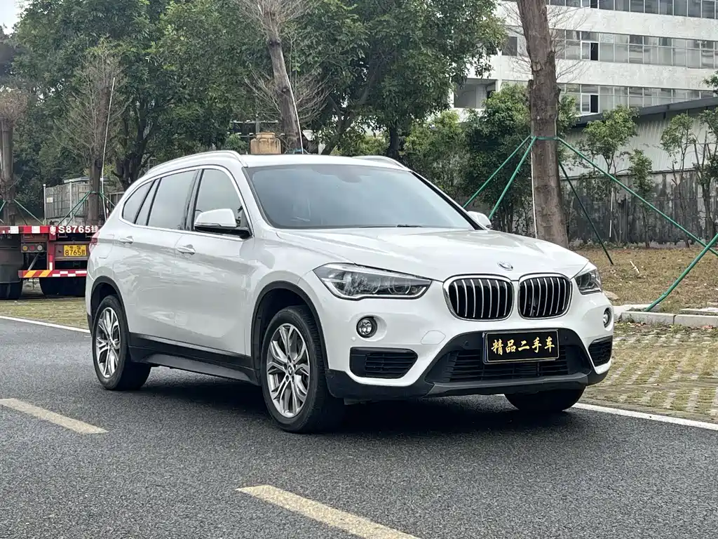 BMW X1 2018 — фото 4