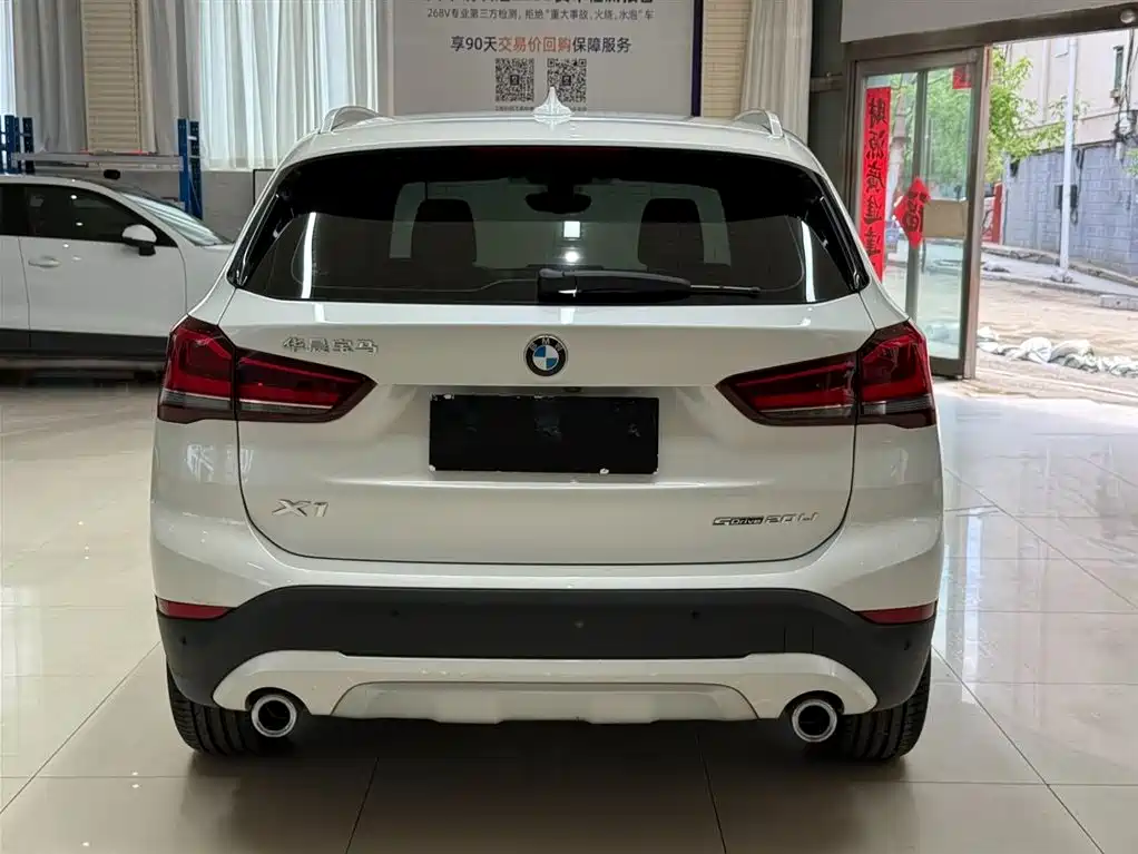 BMW X1 2022 — фото 5