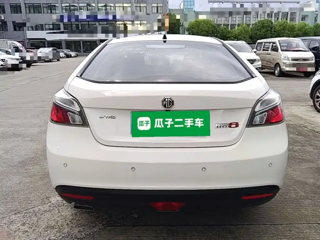 MG 6 2015