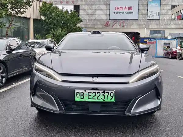 BYD Han L 2025