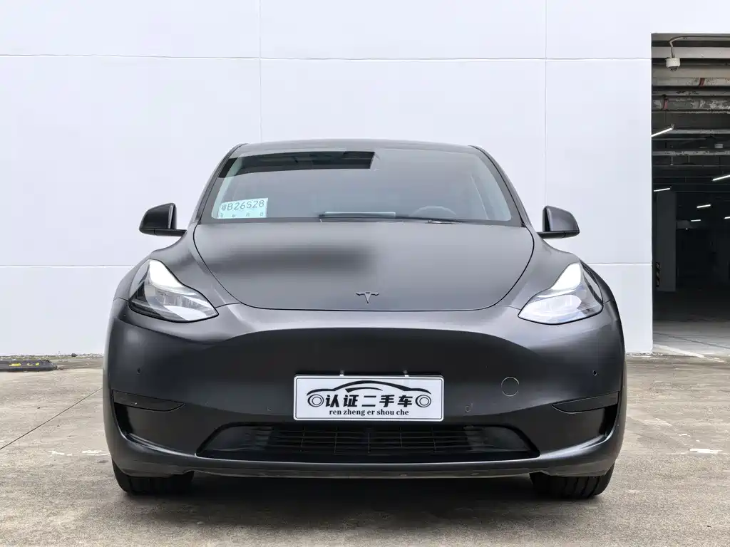 Tesla Model Y 2023 — фото 2