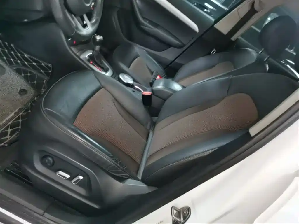 Audi Q3 2018 — фото 15