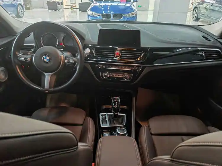 BMW 1 Series 2022
