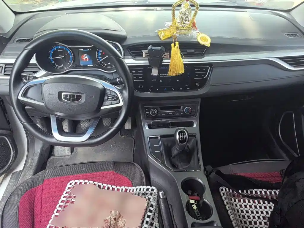 Geely Emgrand 2019