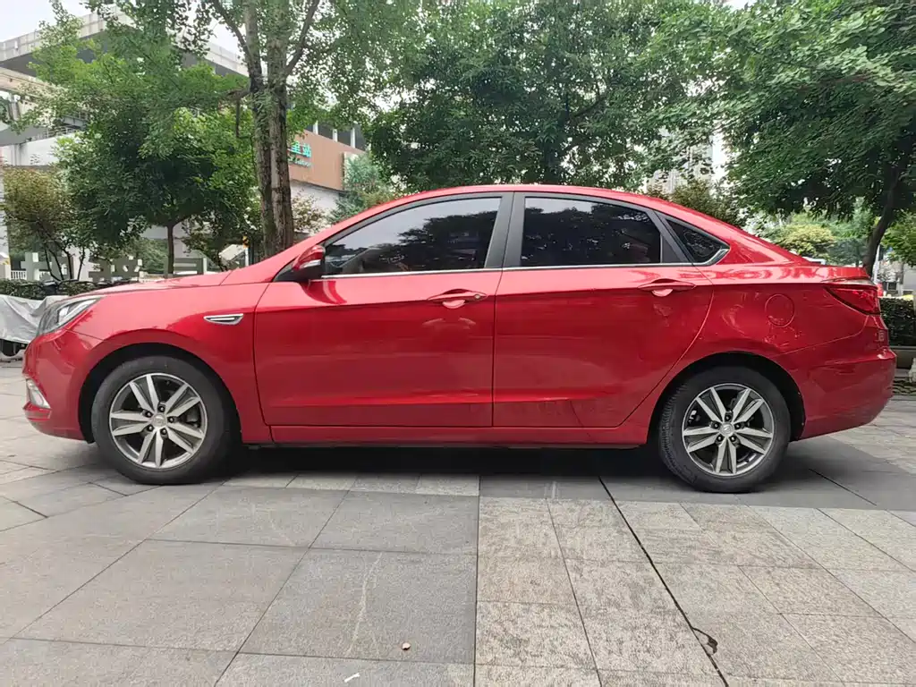 Changan Eado 2017 — фото 8
