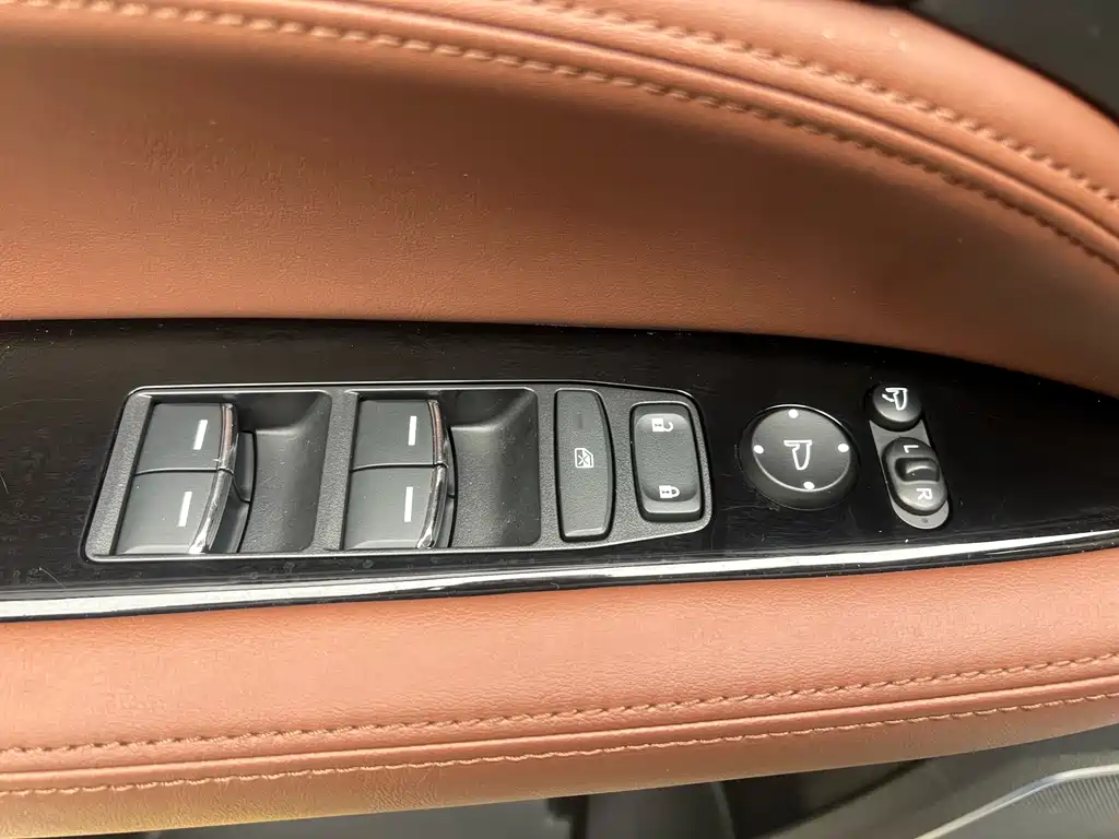 Honda UR-V 2018 — фото 15