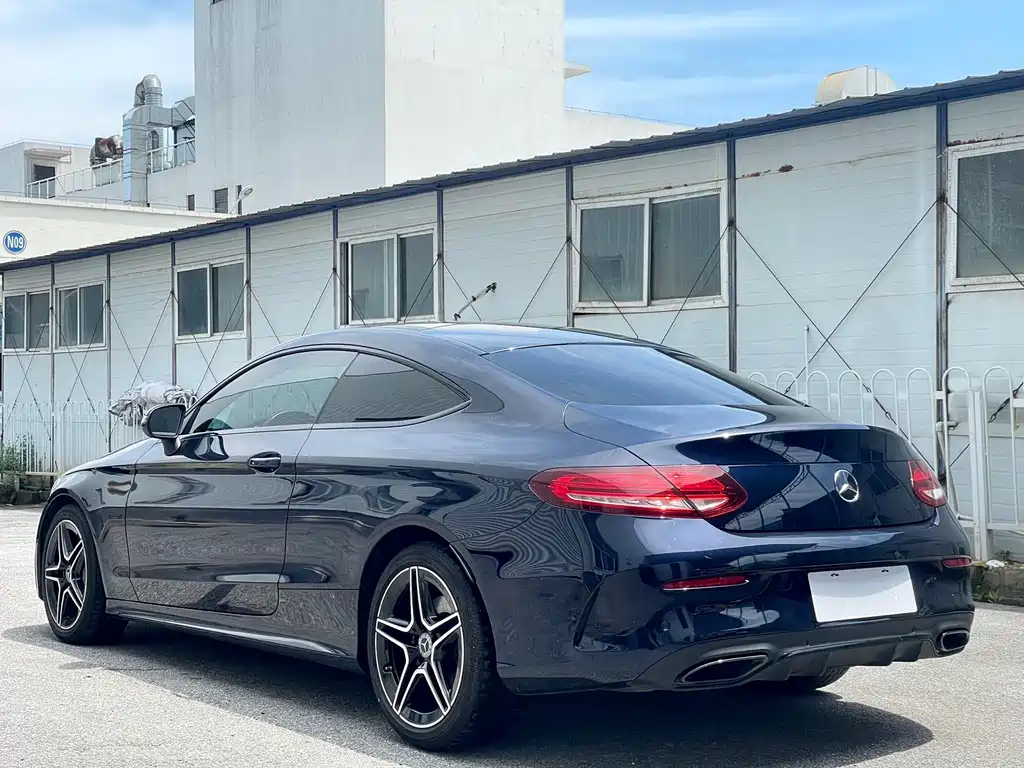 Mercedes-Benz C-Class 2023 — фото 25