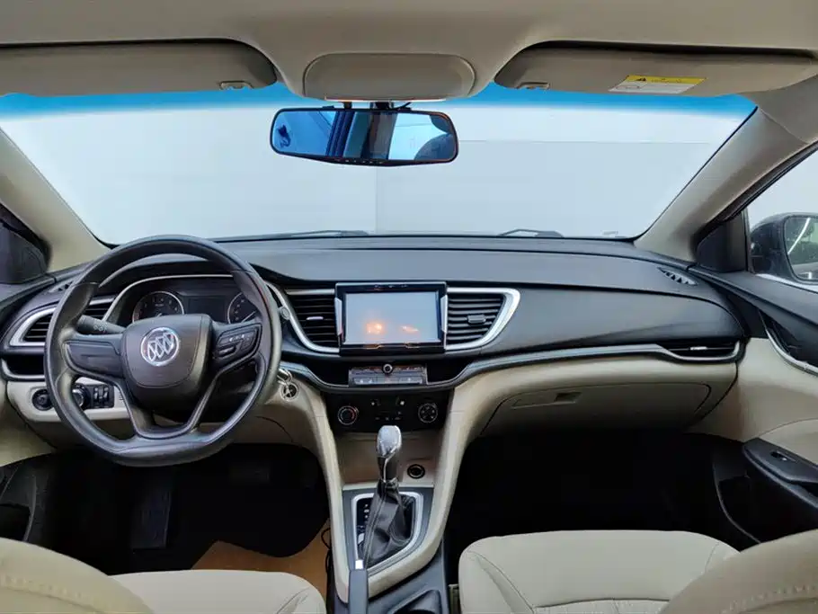 Buick Excelle 2015 — фото 12