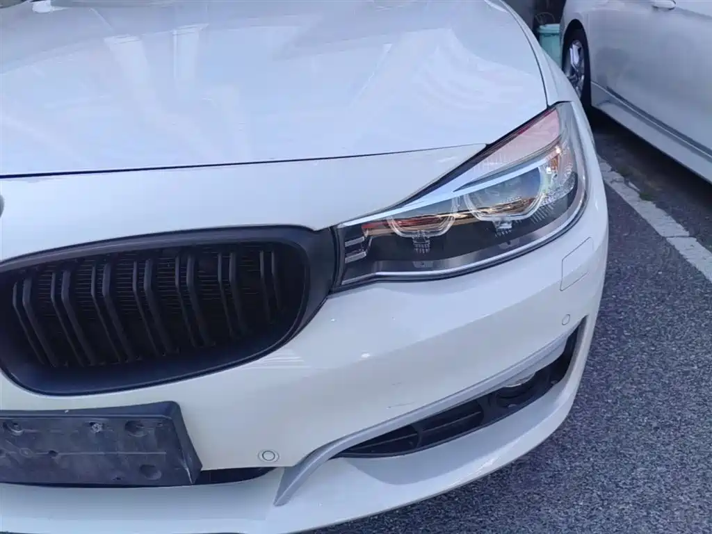 BMW 3 Series GT 2015 — фото 24