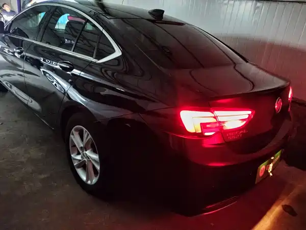 Buick Regal 2023