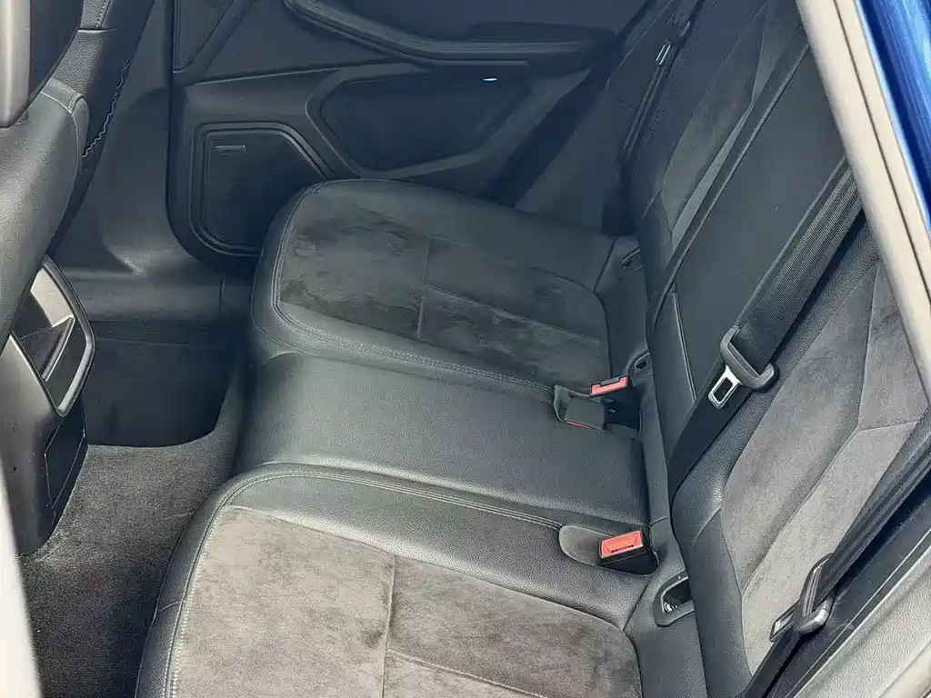 Porsche Macan 2015 — фото 12