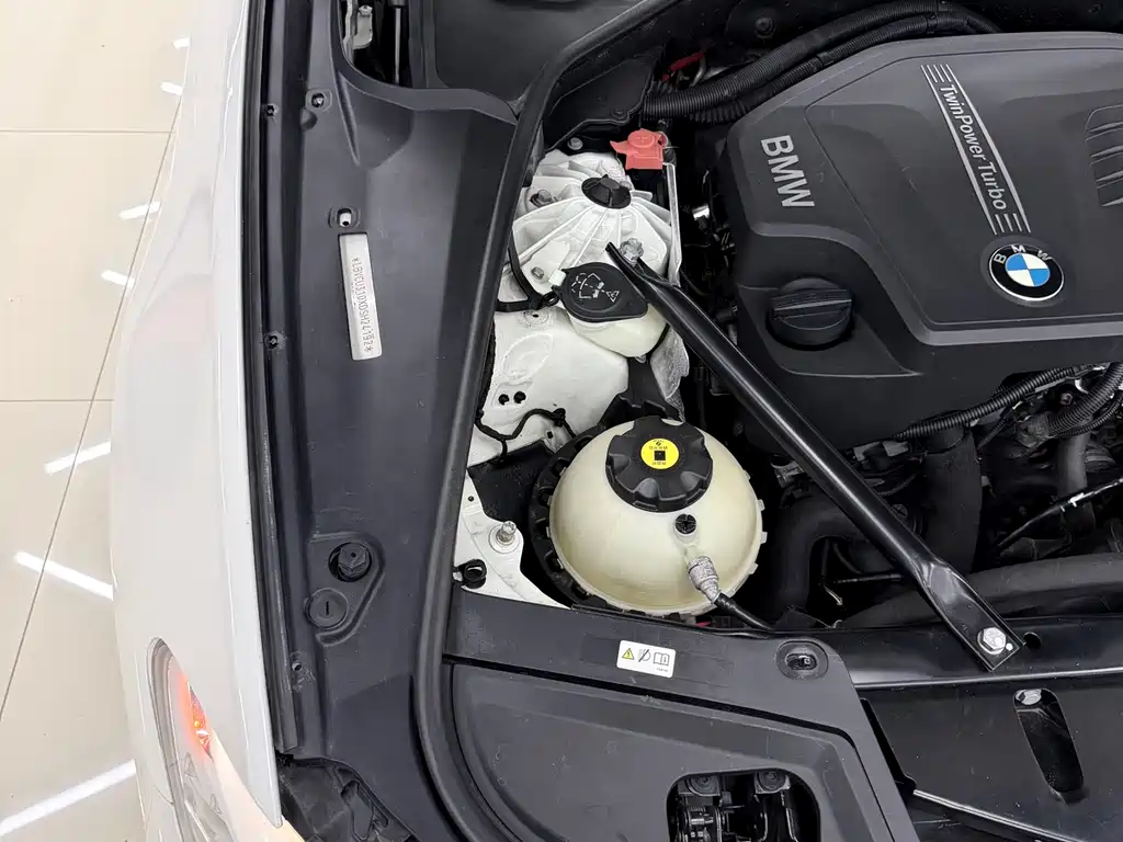 BMW 5 Series 2013 — фото 29