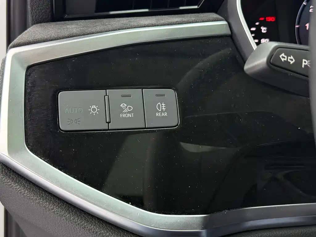 Audi Q3 2022 — фото 20