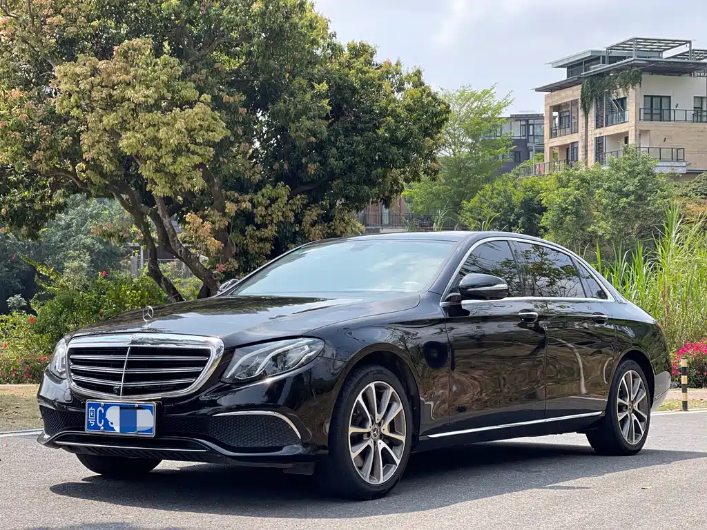 Mercedes-Benz E-Class 2018 — фото 1