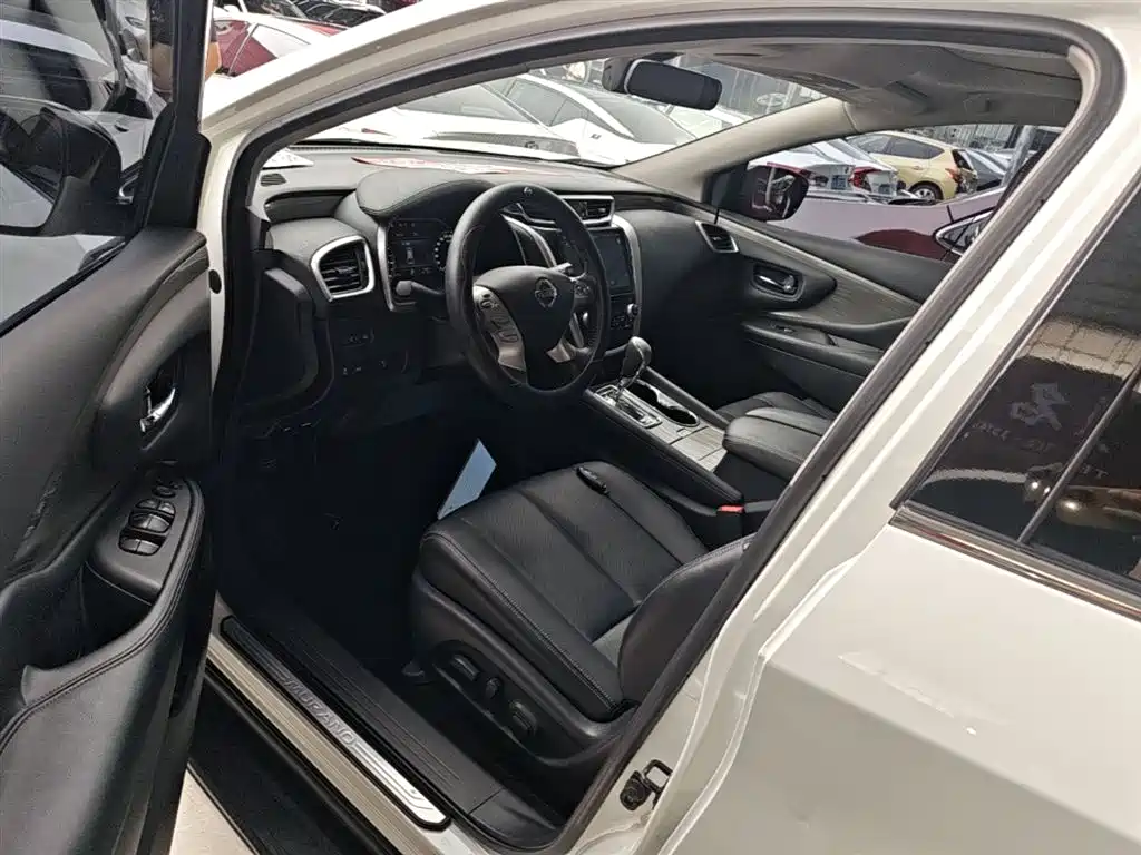 Nissan Murano 2017 — фото 12